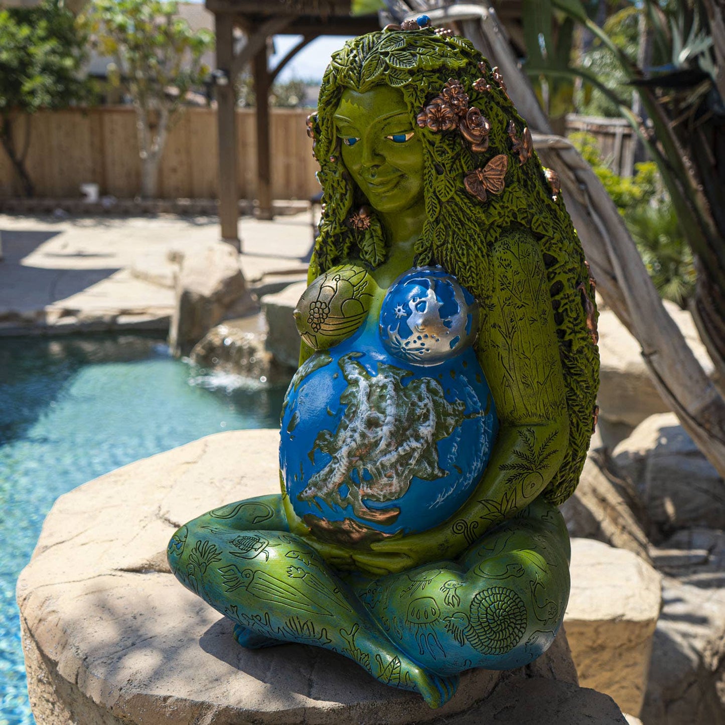 Millennial 24" Gaia Statue C/1